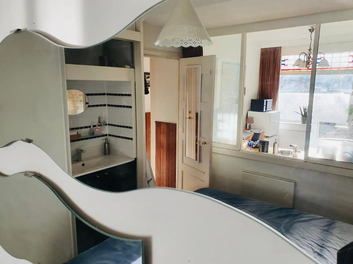 Imagine My B&B Rotterdam 4*,